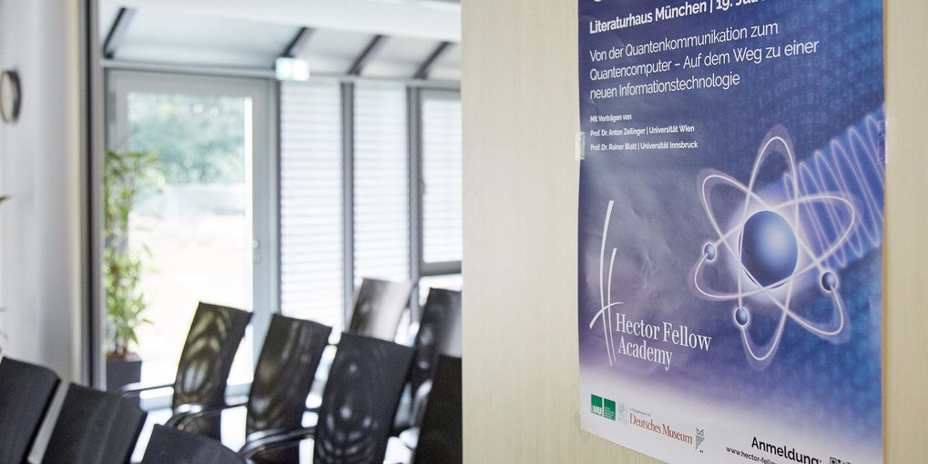 Konferenzen und Workshops im und um das MPQ