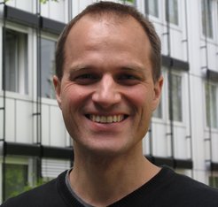 Dr. Christian Groß