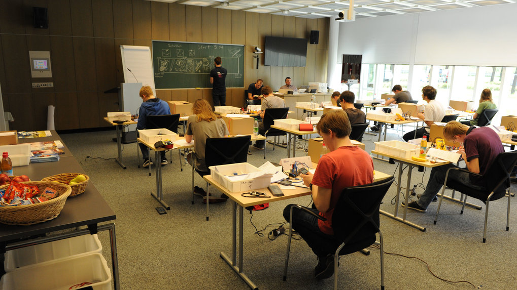 MPQ yet again hosts German finale of the International Physics Olympiad (IPhO) MPQ yet again hosts German finale of the International Physics Olympiad (IPhO)